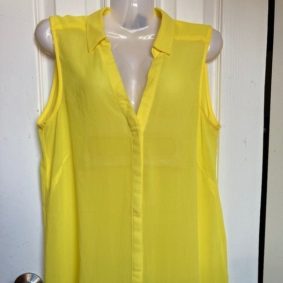 H&M SIZE 6 SHEER BRIGHT YELLOW BUTTON DOWN SHIRT - Picture 1 of 6